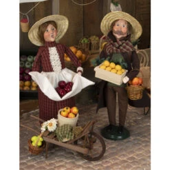 Byers' Choice Crier Woman With Apples Caroler 11 Byers' Choice Crier Woman With Apples Caroler -Holiday Supplies 1 Byers Choice Cries Of LondonCaroler 72853.1684525228