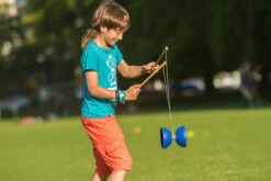 Diabolo -Holiday Supplies 213059 Diablo Action Shot 2 16124.1624533523