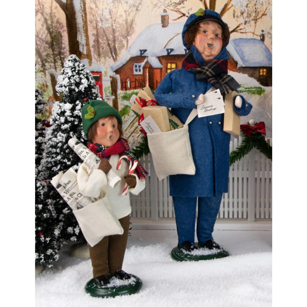 Byers' Choice - Postman Caroler 7 Byers' Choice - Postman Caroler - Image 5